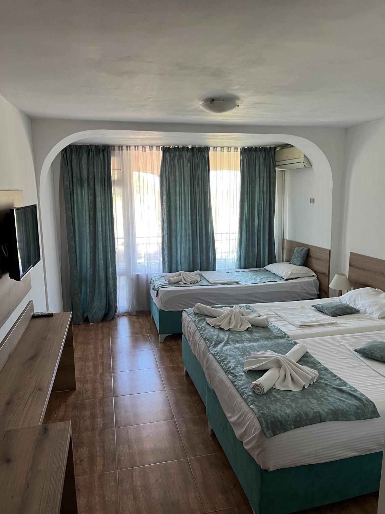 Hotel Surf Приморсько Номер фото